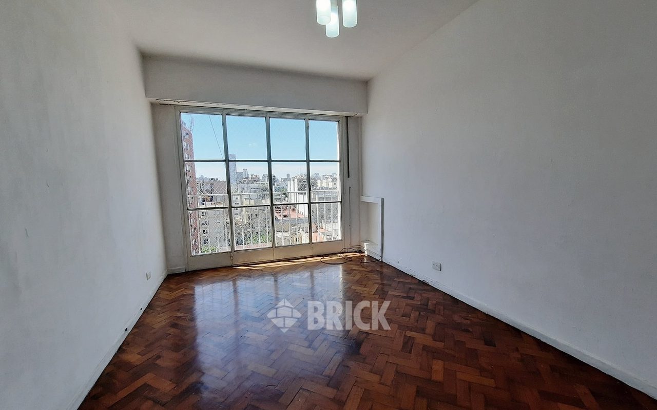 RIVADAVIA, AV. al 2100 Piso 10 3