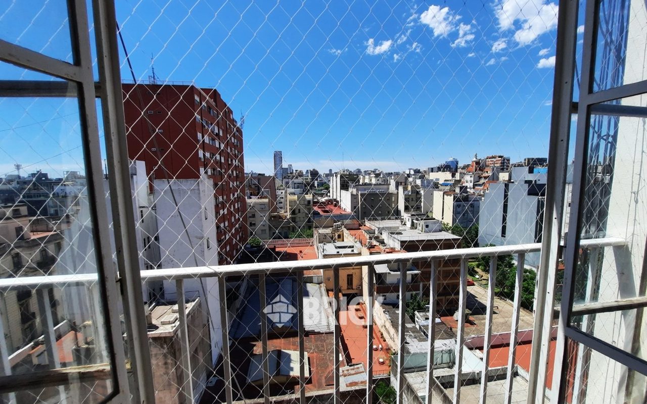 RIVADAVIA, AV. al 2100 Piso 10 4