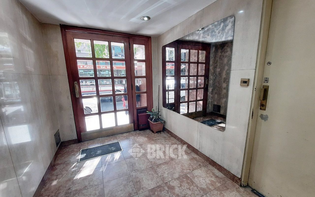 JUJUY, AV. al 500 Piso 6 25