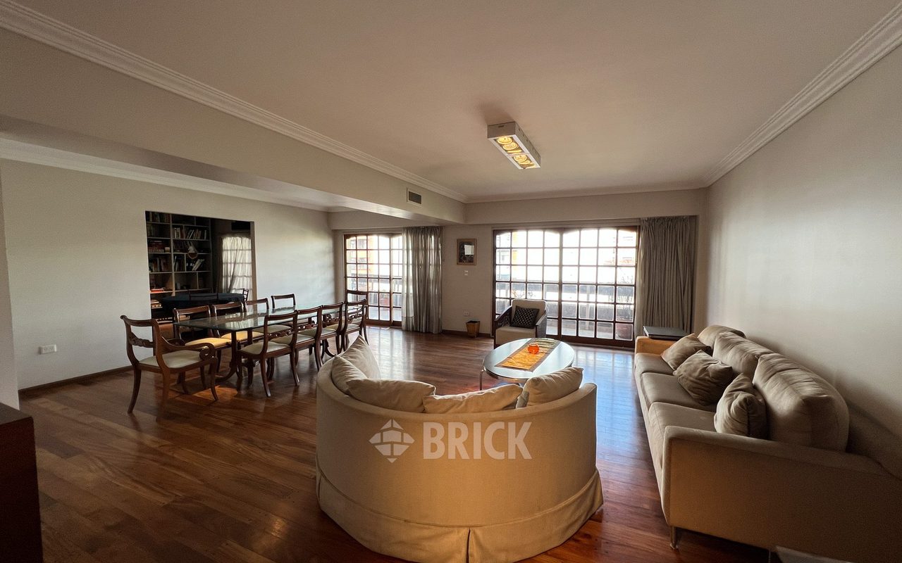 ALBERDI, JUAN B., AV. al 1000 Piso 6 1