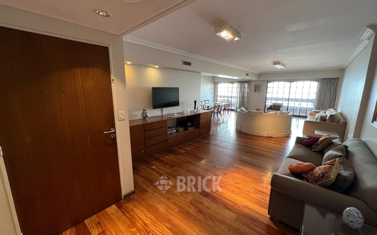 ALBERDI, JUAN B., AV. al 1000 Piso 6 12