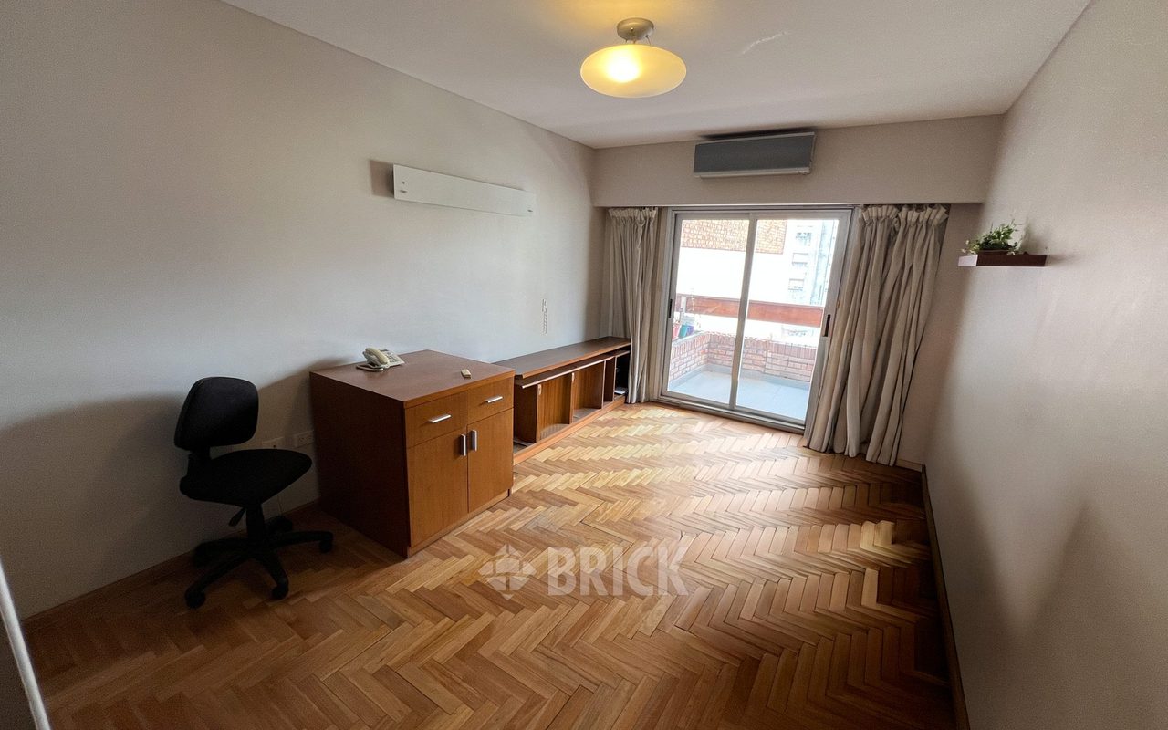 ALBERDI, JUAN B., AV. al 1000 Piso 6 23