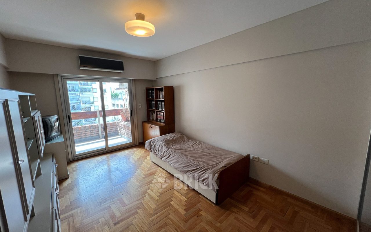 ALBERDI, JUAN B., AV. al 1000 Piso 6 27