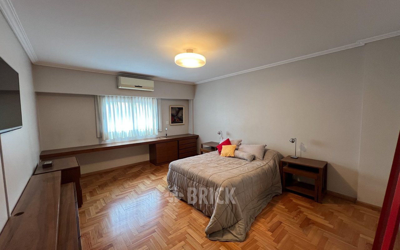 ALBERDI, JUAN B., AV. al 1000 Piso 6 34