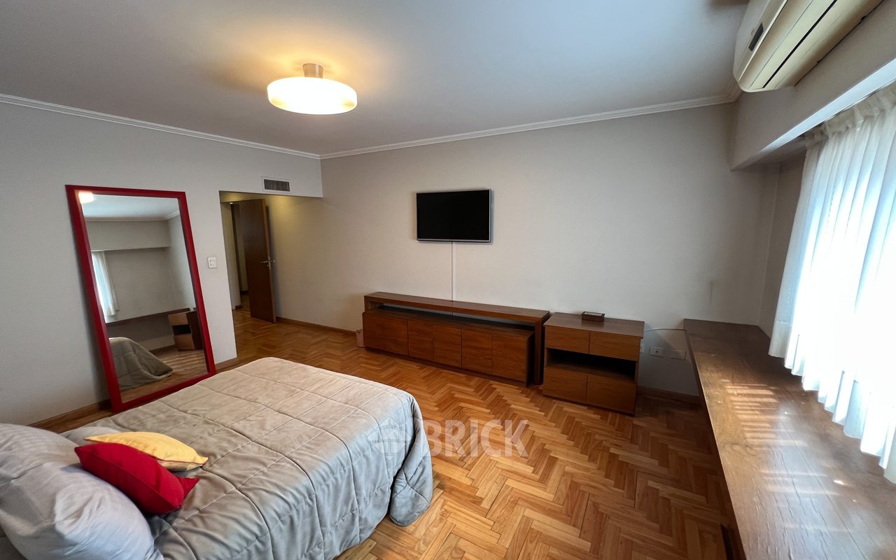 ALBERDI, JUAN B., AV. al 1000 Piso 6 36