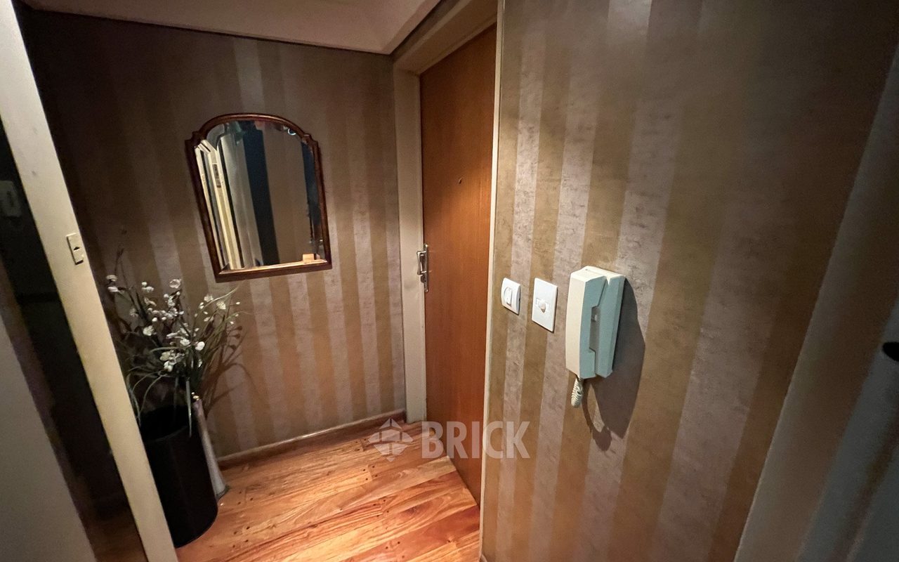 ALBERDI, JUAN B., AV. al 1000 Piso 6 49