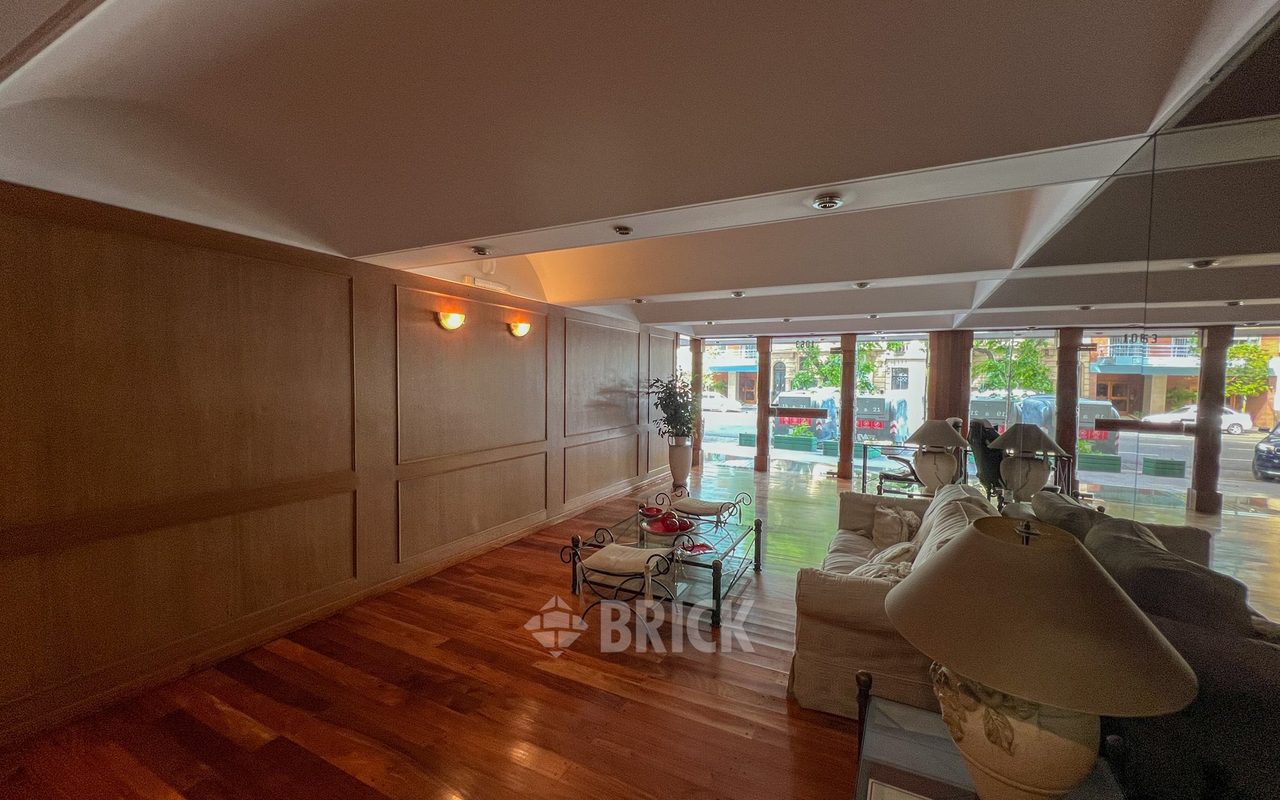 ALBERDI, JUAN B., AV. al 1000 Piso 6 50