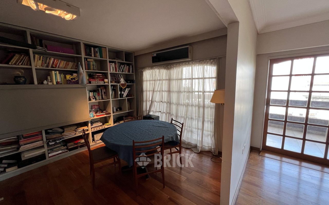 ALBERDI, JUAN B., AV. al 1000 Piso 6 6