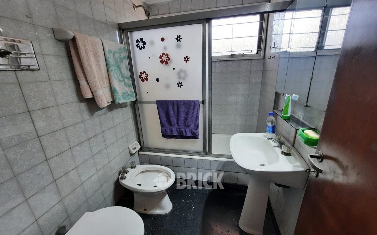 LACROZE, FEDERICO, AV. al 3700 Piso 2 14