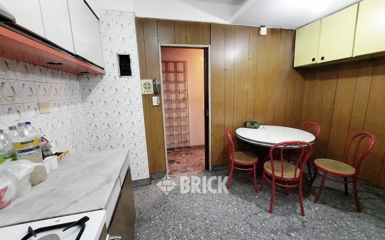 LACROZE, FEDERICO, AV. al 3700 Piso 2 22