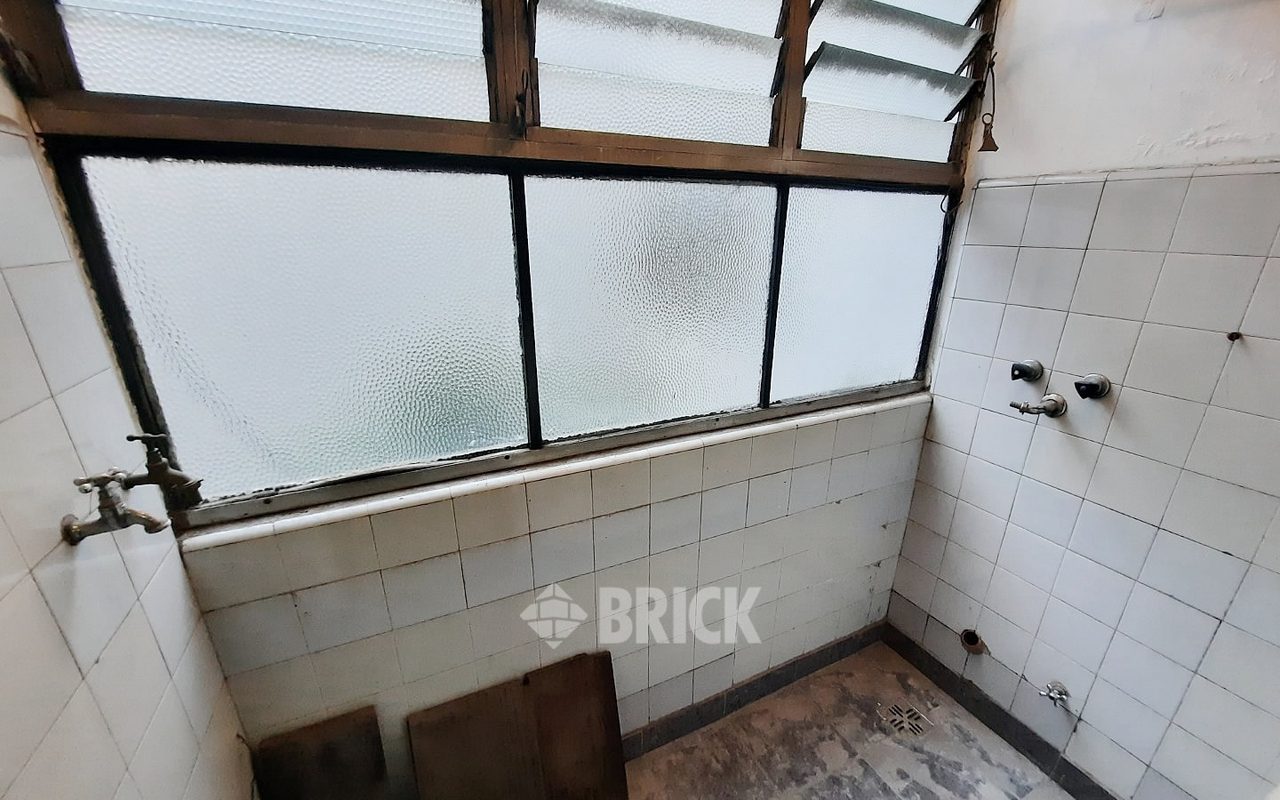 LACROZE, FEDERICO, AV. al 3700 Piso 2 24