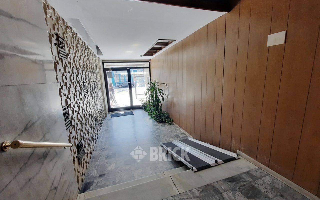 LACROZE, FEDERICO, AV. al 3700 Piso 2 27