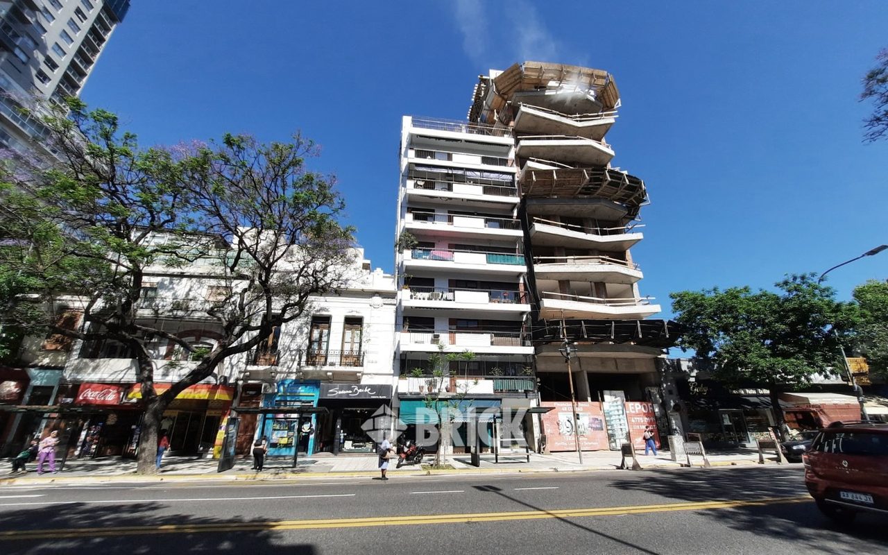 LACROZE, FEDERICO, AV. al 3700 Piso 2 30