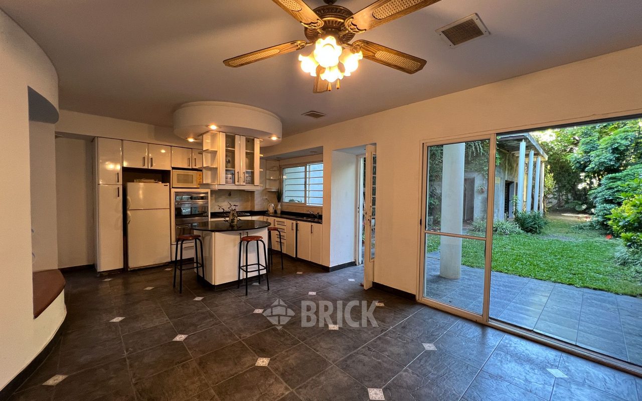 COCHABAMBA al 2700 15