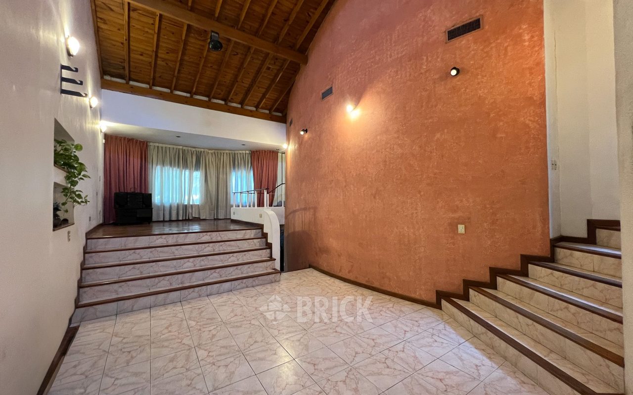 COCHABAMBA al 2700 3