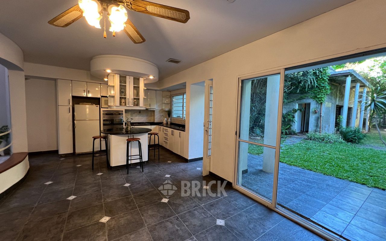 COCHABAMBA al 2700 9