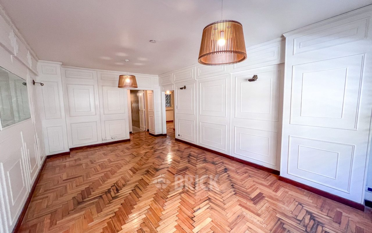 ZABALA al 2400 Piso 1 3