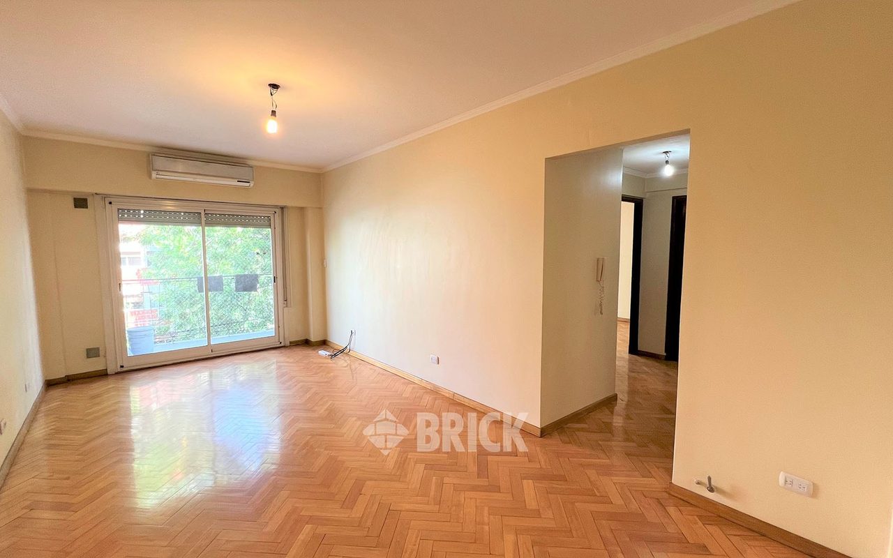 ACOYTE, AV. al 100 Piso 3 1