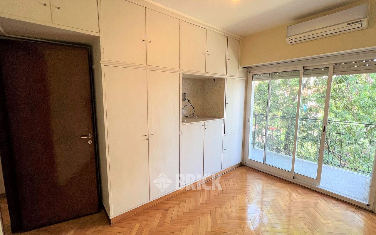 ACOYTE, AV. al 100 Piso 3 10