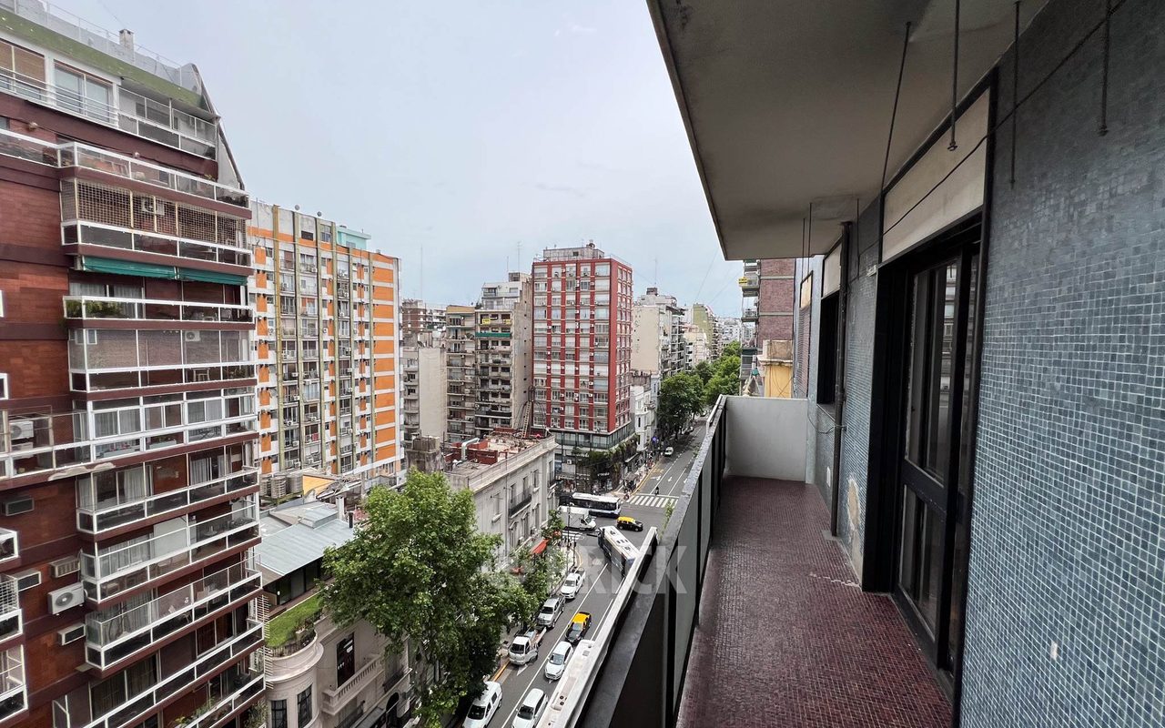 PUEYRREDON, AV. al 1300 Piso 9 4