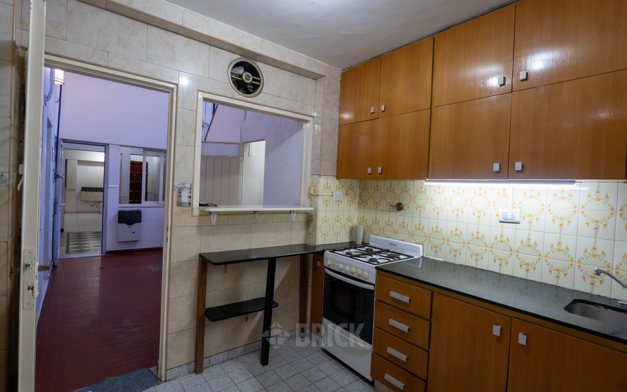 CUCHA CUCHA al 1700 Piso PB 18