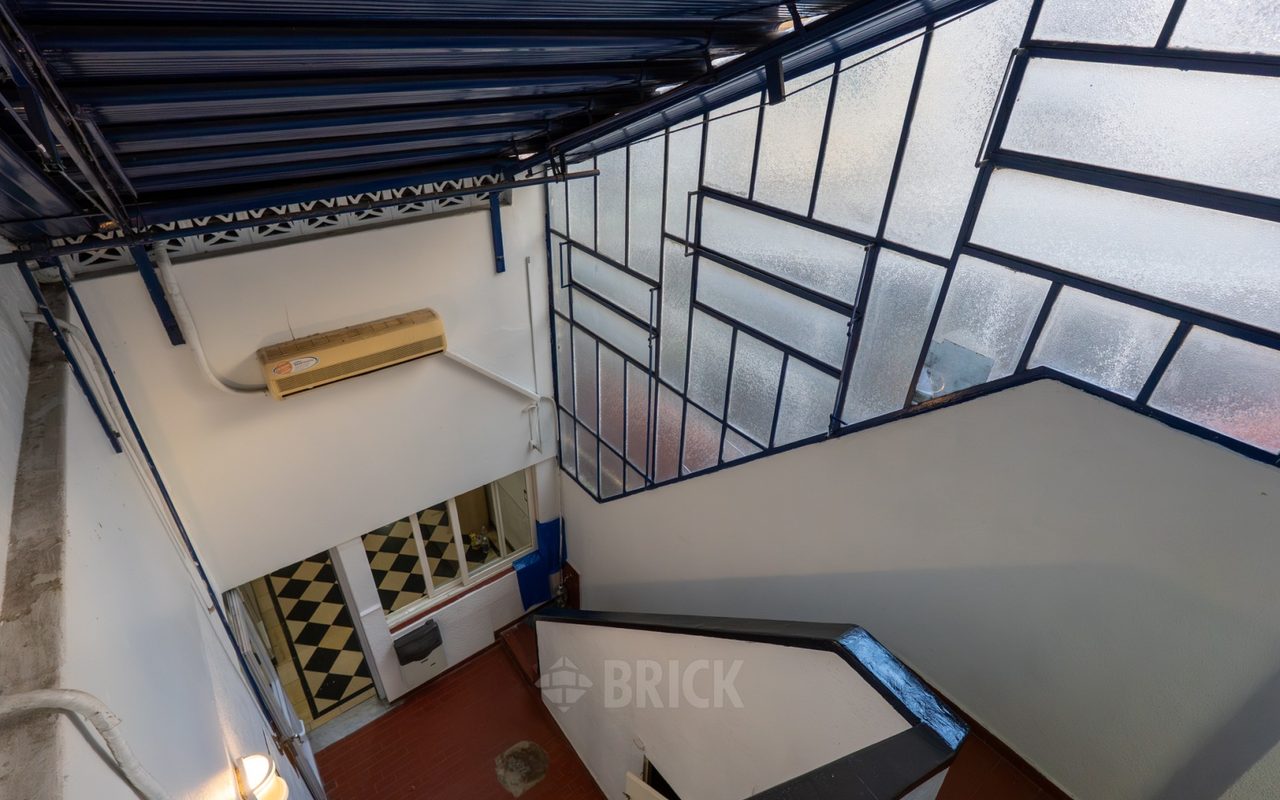 CUCHA CUCHA al 1700 Piso PB 26