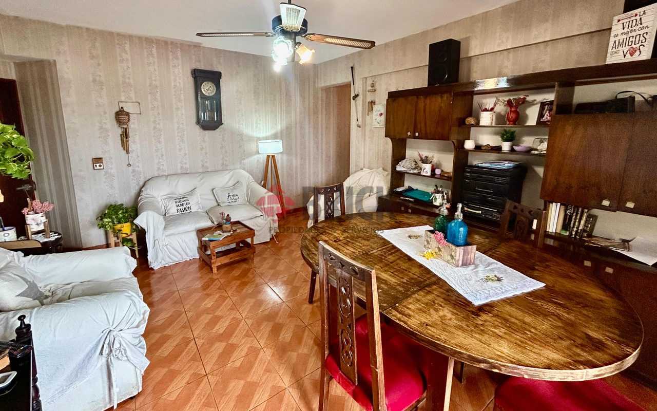 VICENTE LOPEZ al 1700 Piso 15 6