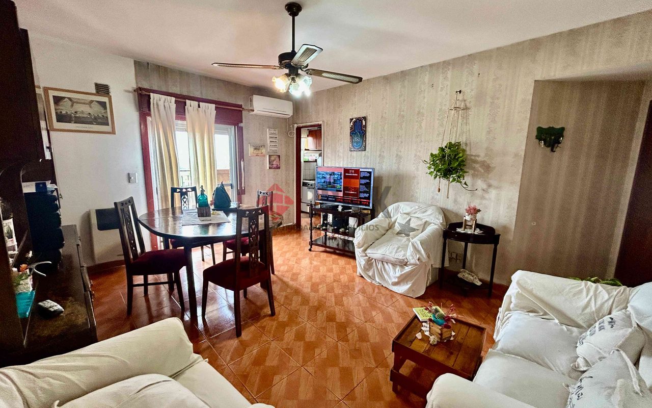 VICENTE LOPEZ al 1700 Piso 15 7