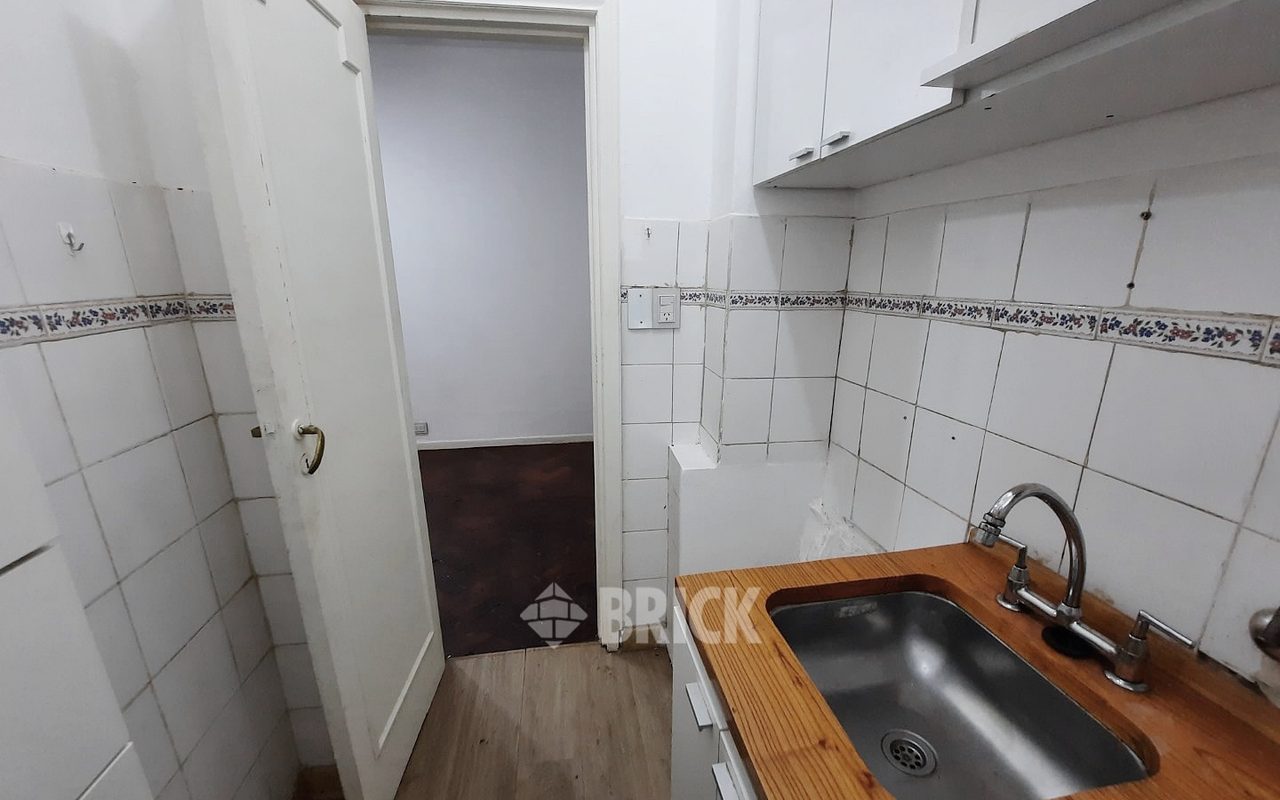 THAMES al 2300 Piso 3 17