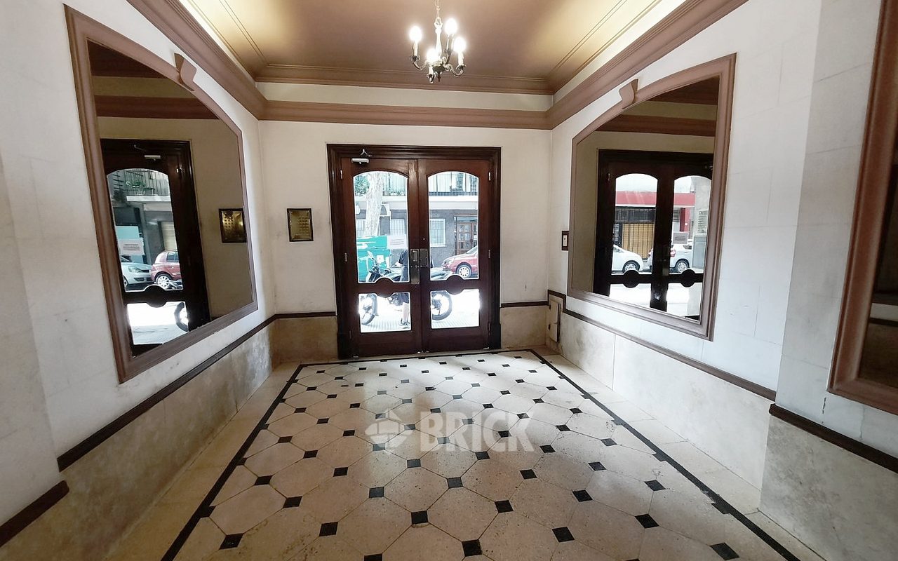 THAMES al 2300 Piso 3 18