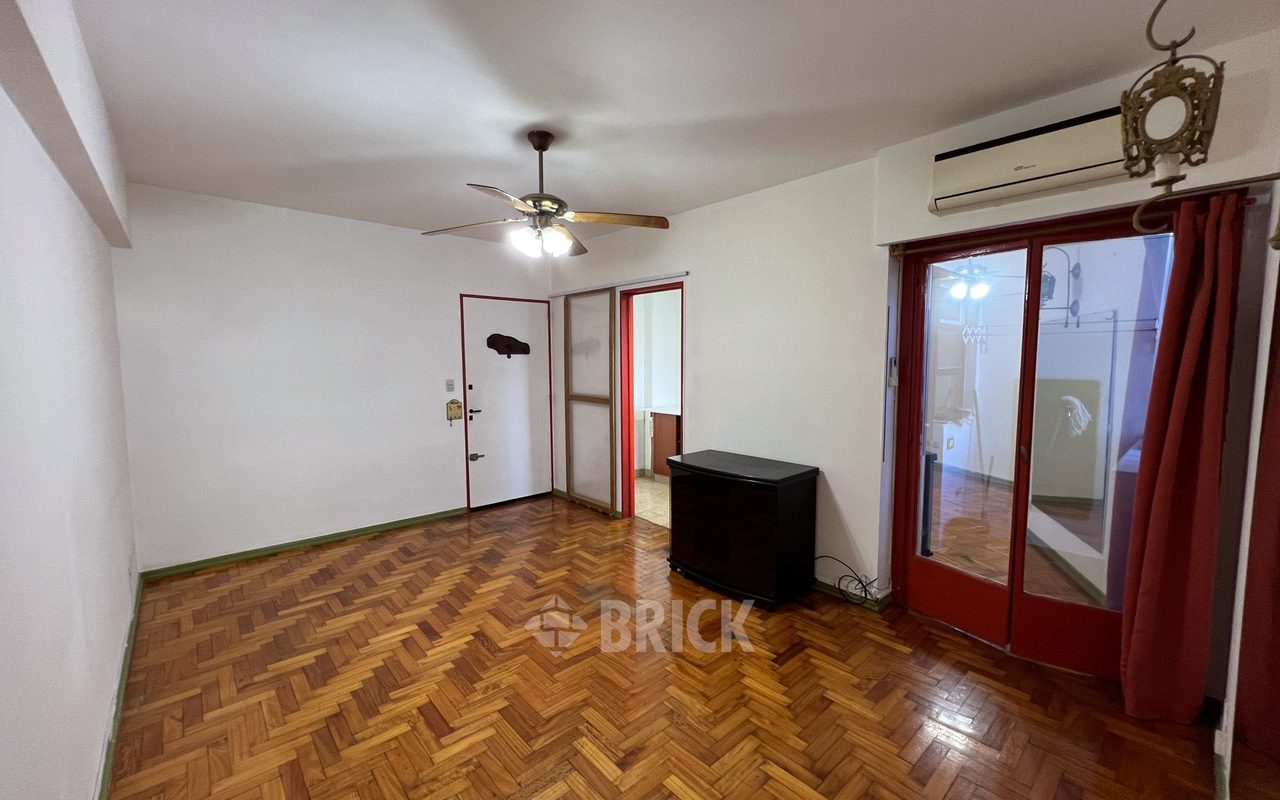 FRANKLIN al 2000 Piso 3 3