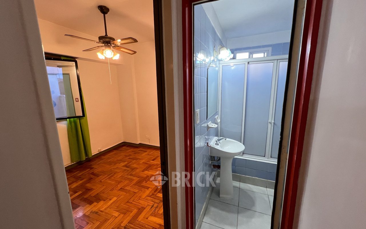 FRANKLIN al 2000 Piso 3 4