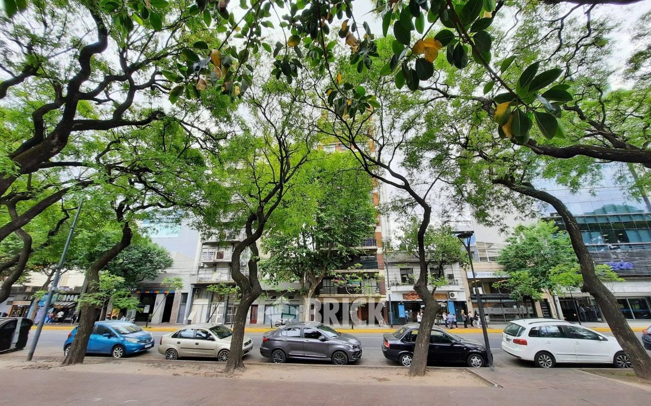 CASEROS, AV. al 3200 Piso 9 28