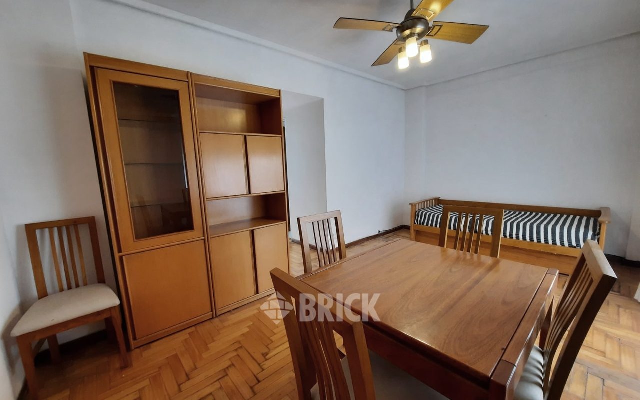 CASEROS, AV. al 3200 Piso 9 3