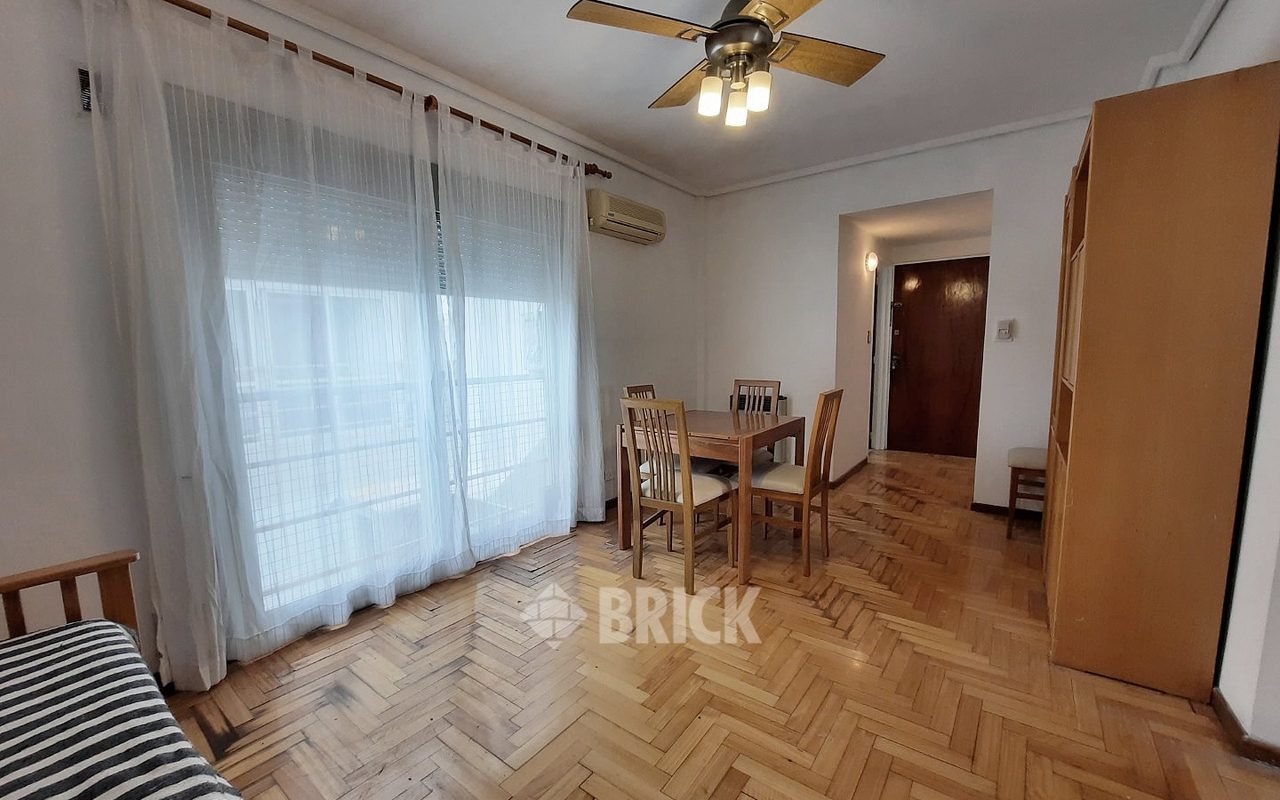 CASEROS, AV. al 3200 Piso 9 6