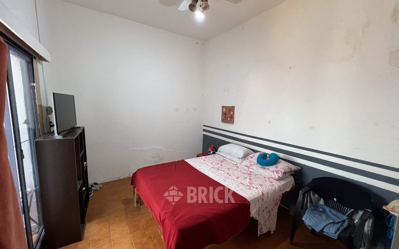 MARTINEZ, ENRIQUE al 700 Piso PB 14