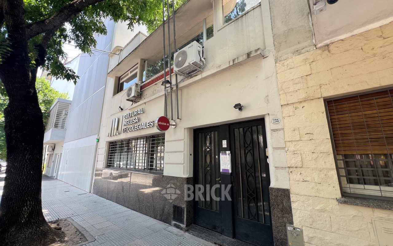 MARTINEZ, ENRIQUE al 700 Piso PB 19