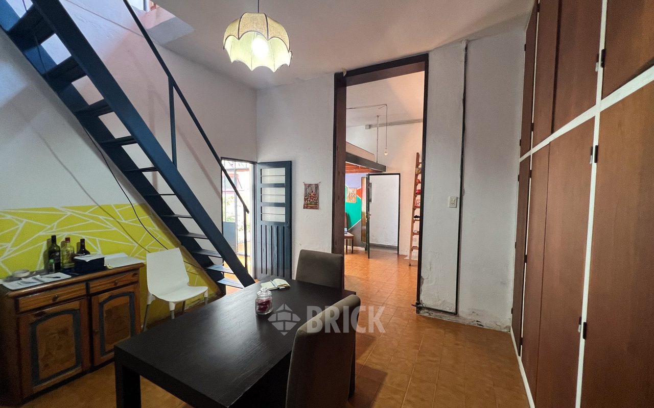 MARTINEZ, ENRIQUE al 700 Piso PB 8