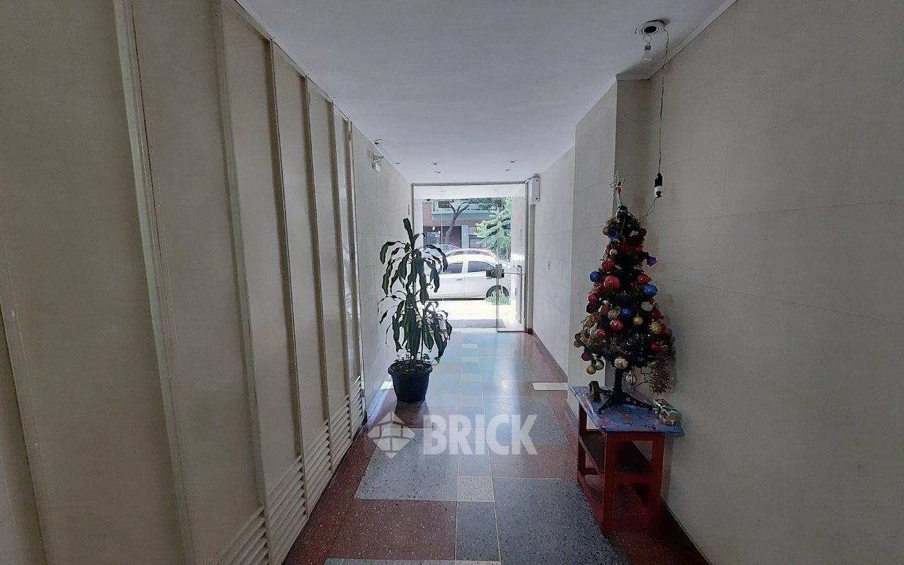 GALLARDO, ANGEL, AV. al 900 Piso 9 17