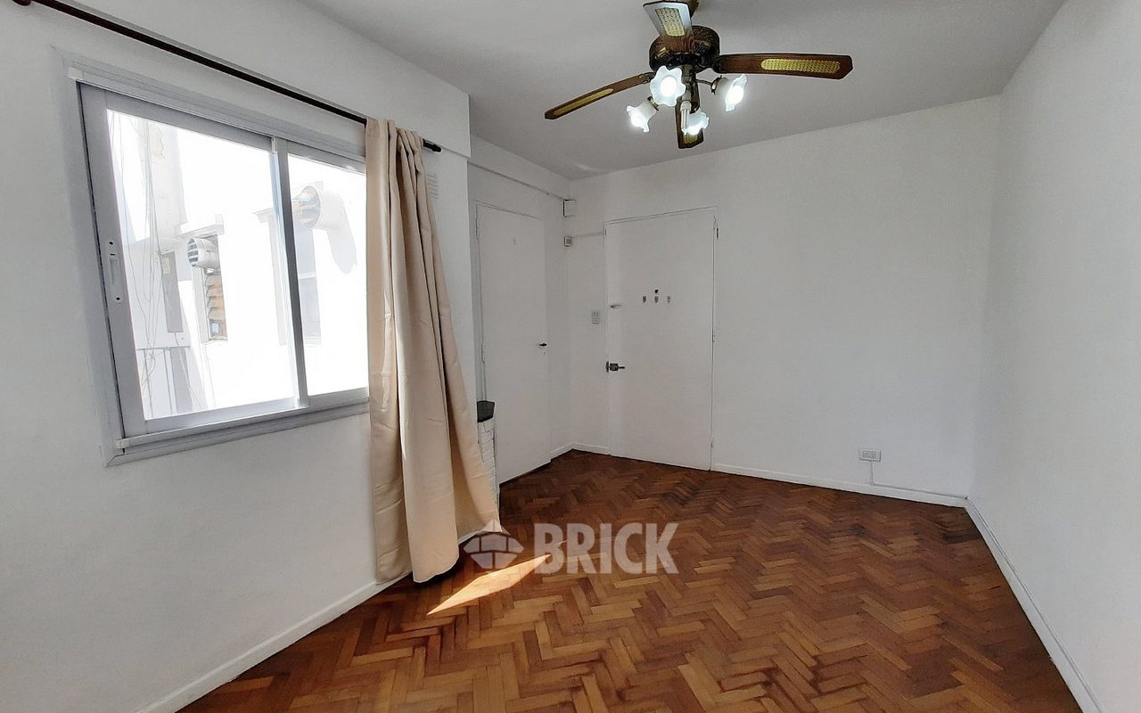 GALLARDO, ANGEL, AV. al 900 Piso 9 5