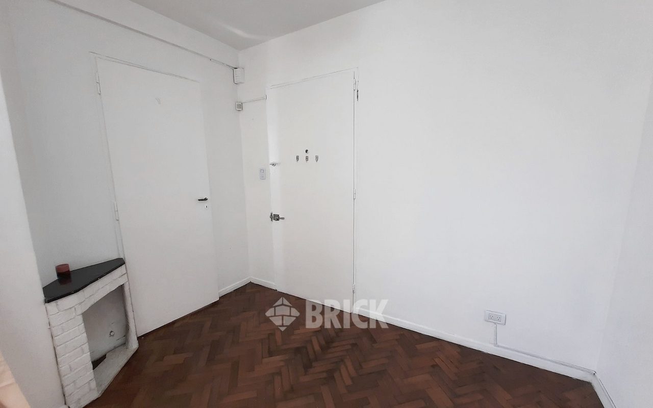 GALLARDO, ANGEL, AV. al 900 Piso 9 6