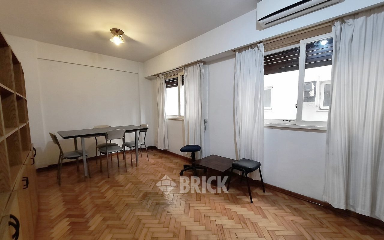 PUEYRREDON, AV. al 1300 Piso 3 3