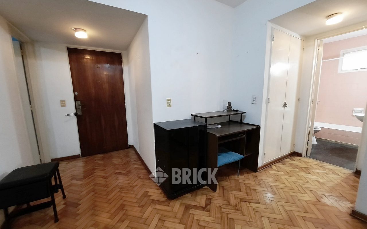 PUEYRREDON, AV. al 1300 Piso 3 8