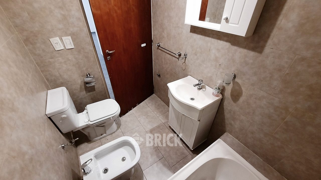 BILLINGHURST al 600 Piso 5 20