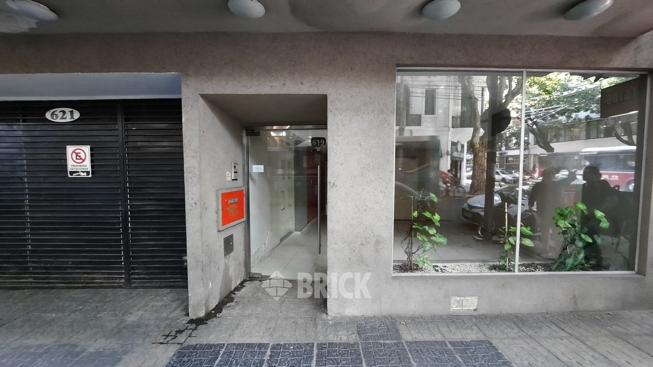 BILLINGHURST al 600 Piso 5 26