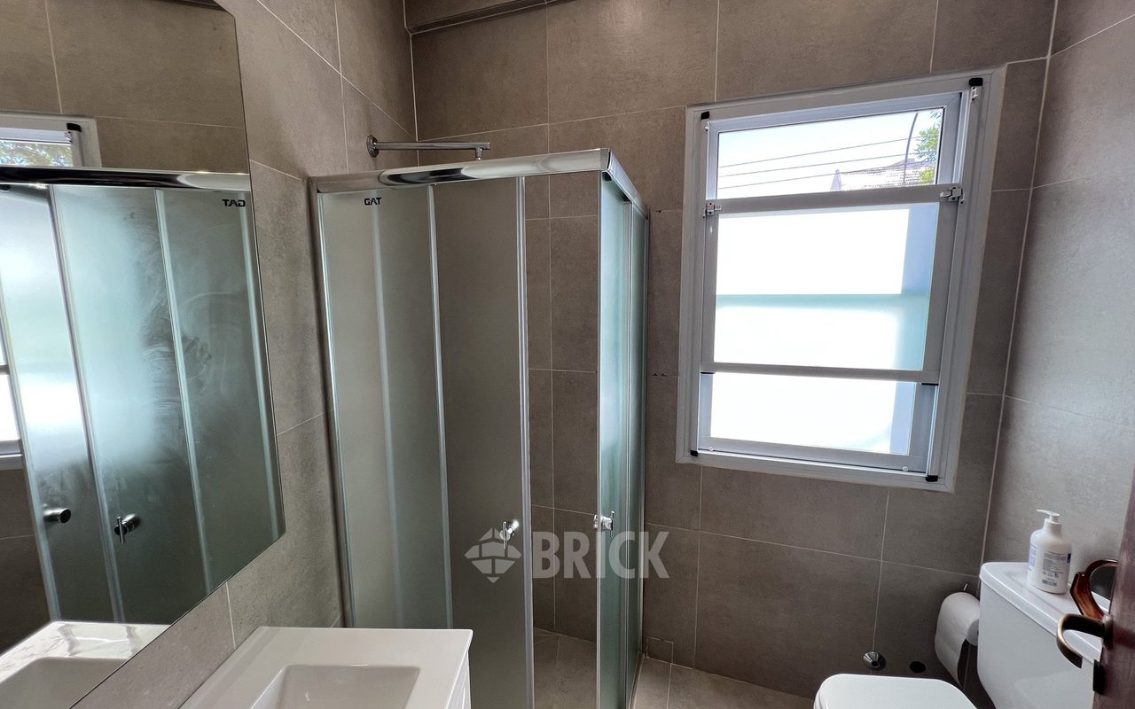 COMBATIENTES DE MALVINAS, AV. al 3700 Piso 1 12