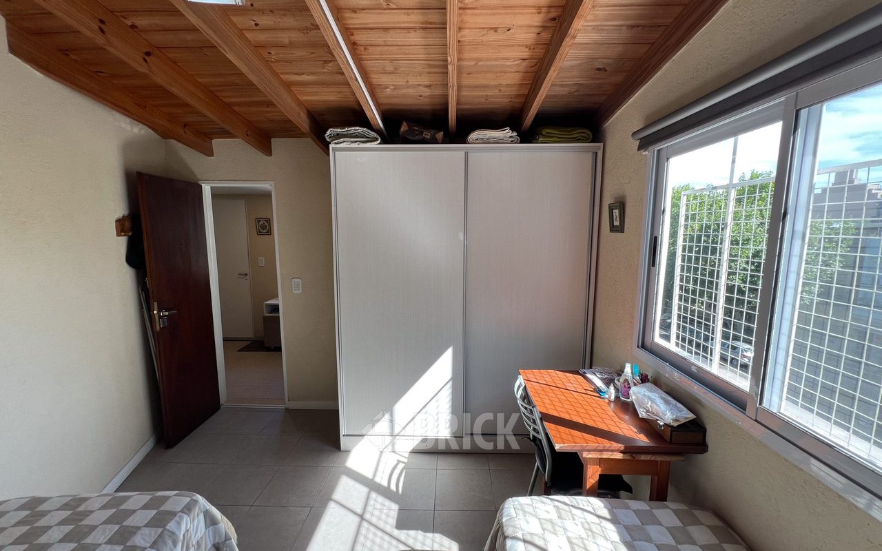 COMBATIENTES DE MALVINAS, AV. al 3700 Piso 1 20