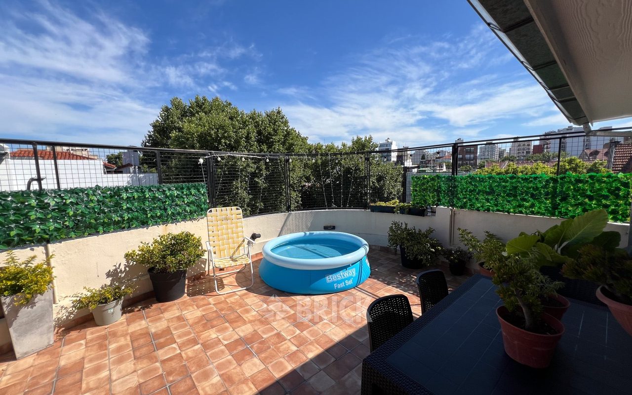 COMBATIENTES DE MALVINAS, AV. al 3700 Piso 1 24