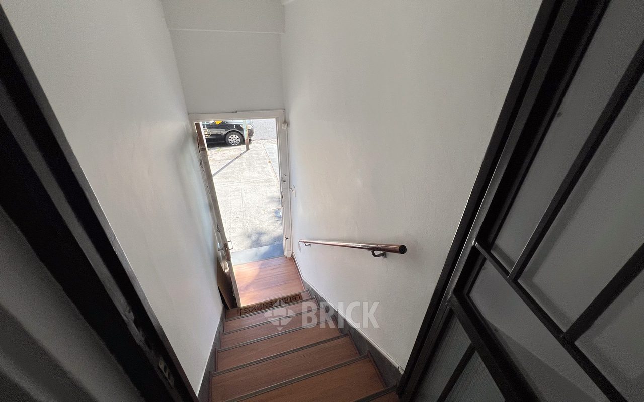 COMBATIENTES DE MALVINAS, AV. al 3700 Piso 1 28