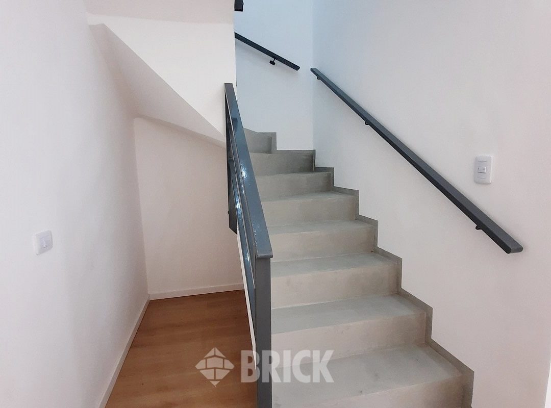 ESPINOSA al 1500 Piso PB 20